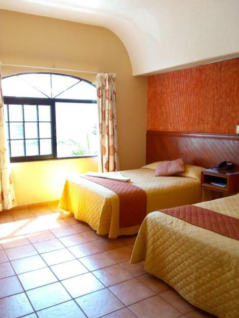Hotel Virreynal Córdoba エクステリア 写真