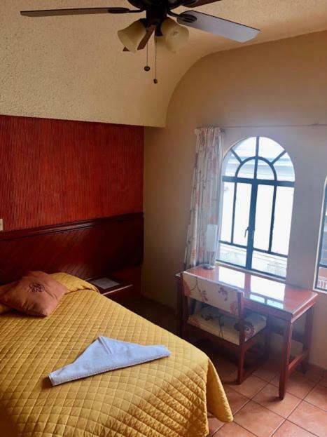 Hotel Virreynal Córdoba エクステリア 写真